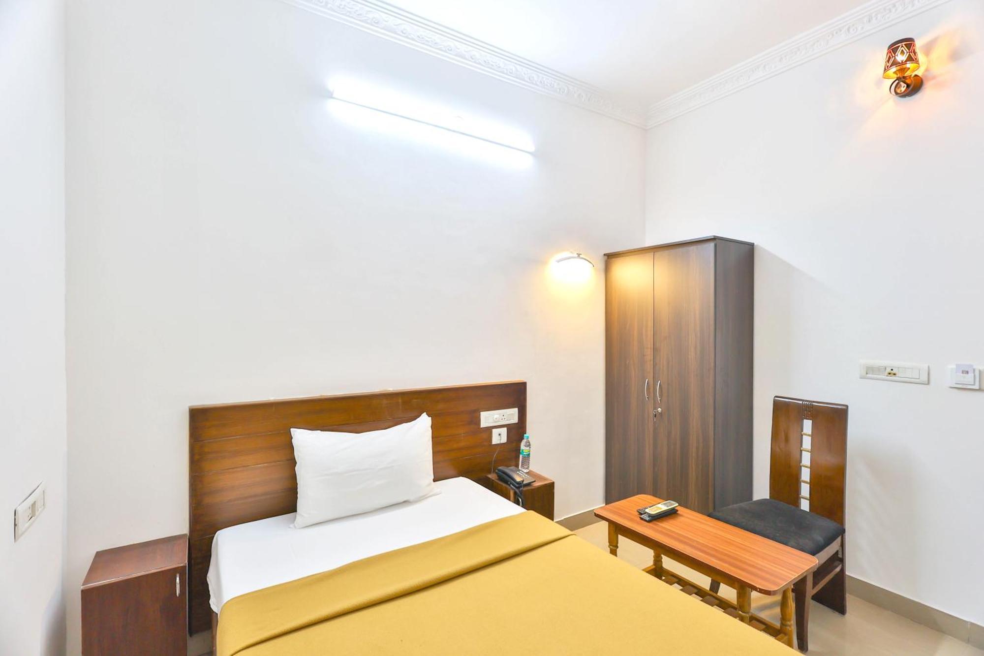 Hotel Jothimani Puducherry Exterior foto